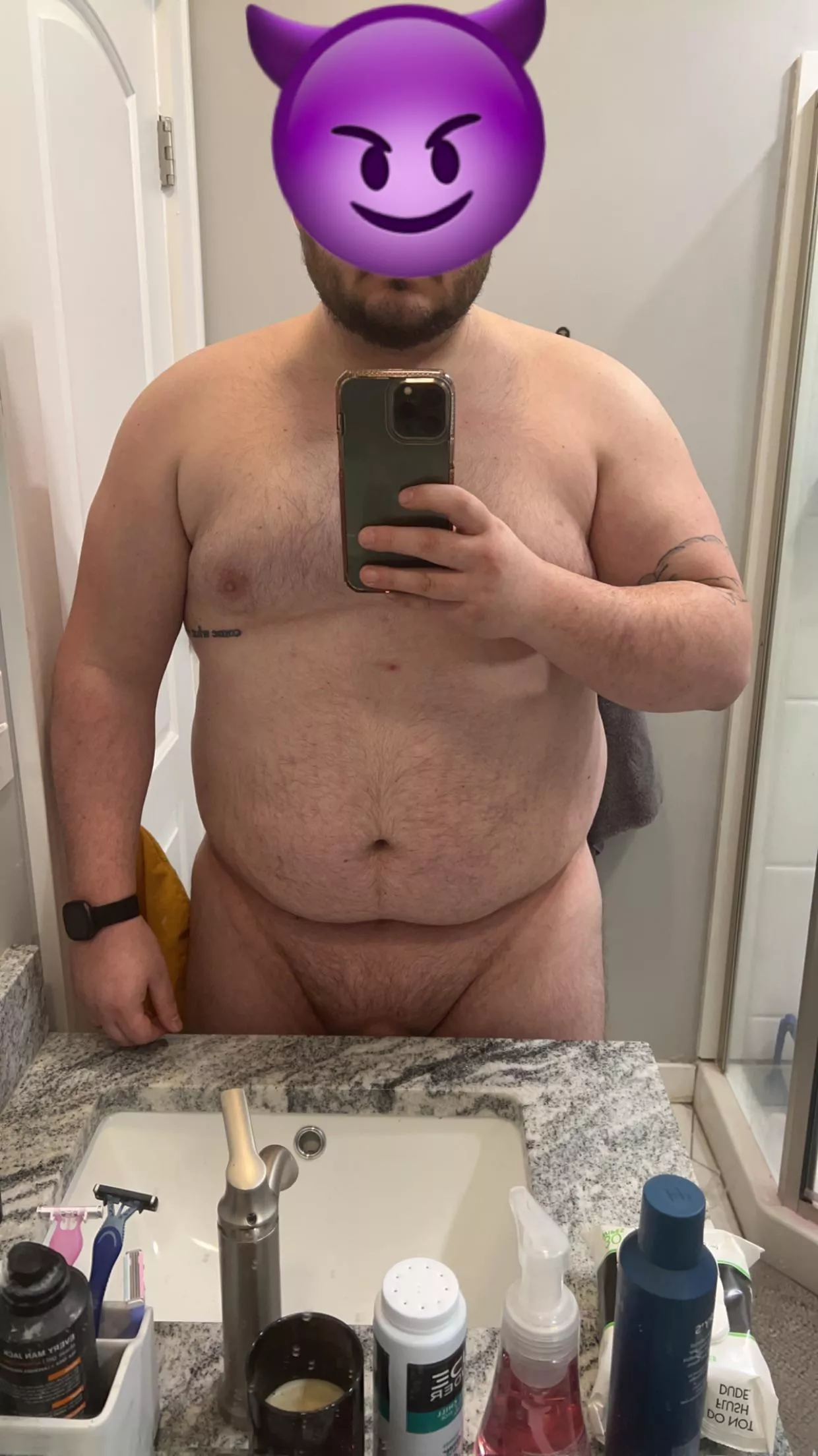 (NSFW) Beard and Dad bod.