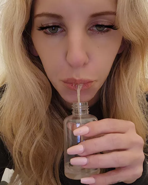 Preparing a yummy 🤤 drool filled treat [oc]