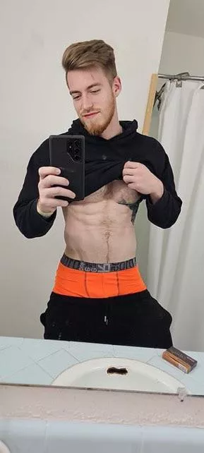 Sagging a bit in this one. Hope you don’t mind 😉