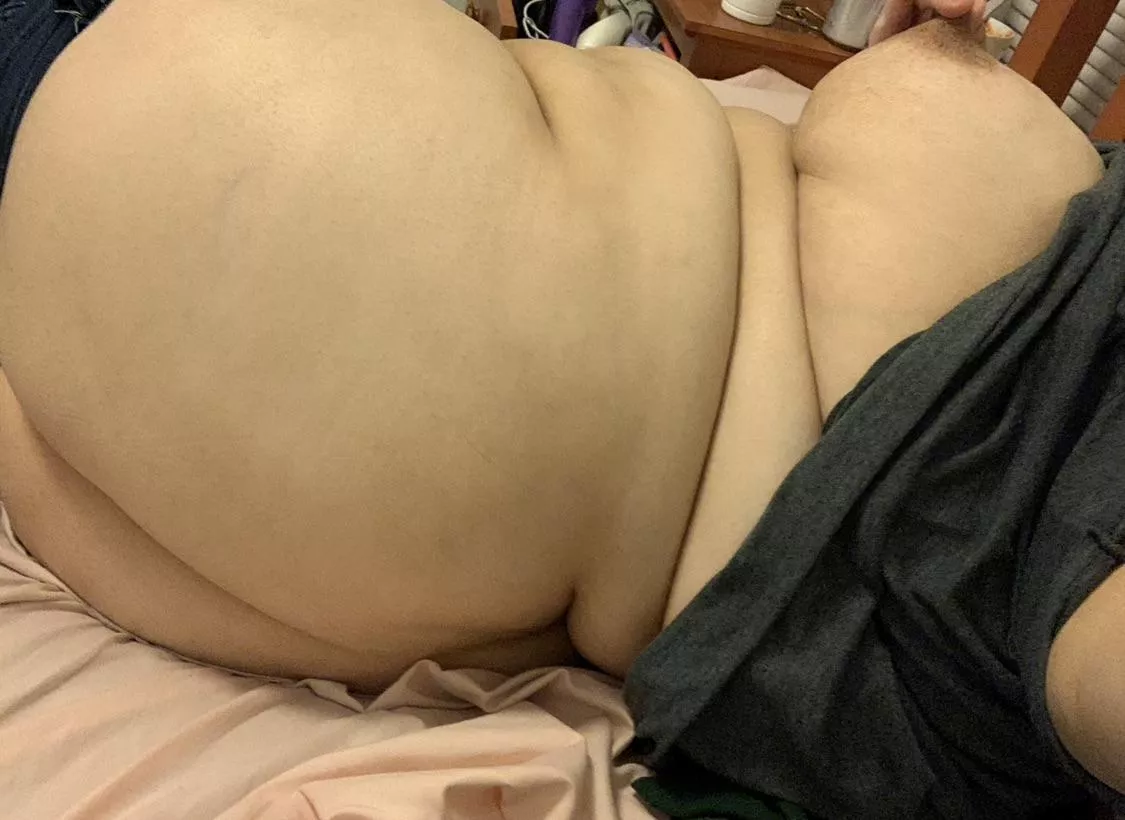 So sleepy yet so horny