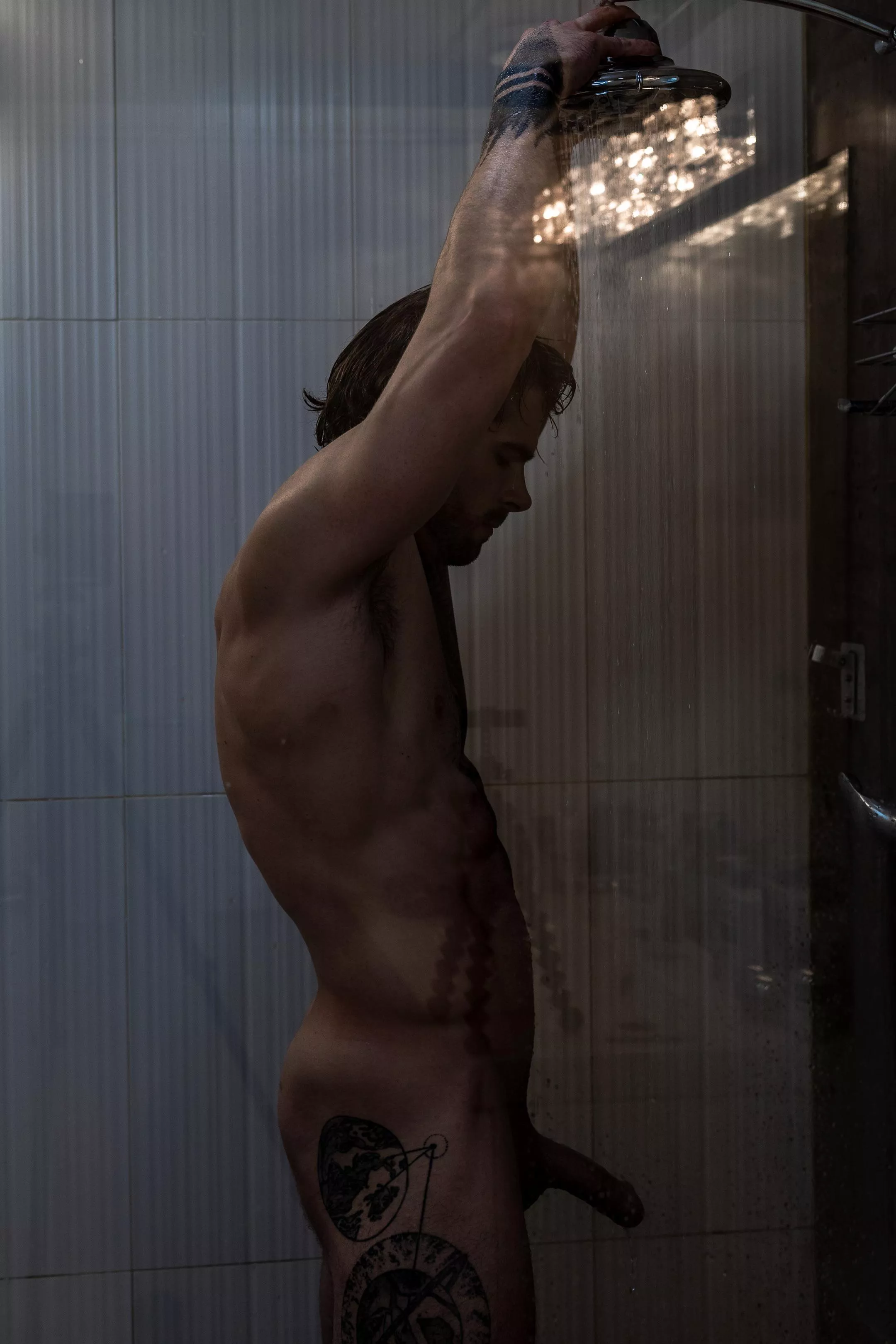 The reflections give me away 😅😆