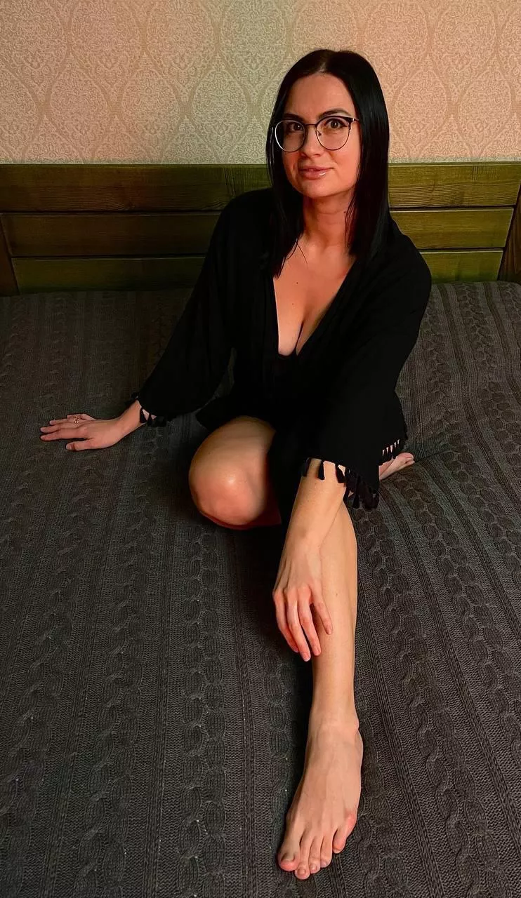 These frames are giving me life