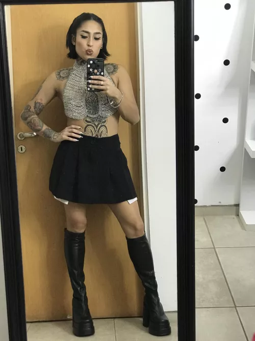 You can only upvote this if you’d let me peg you 😈 [domme]