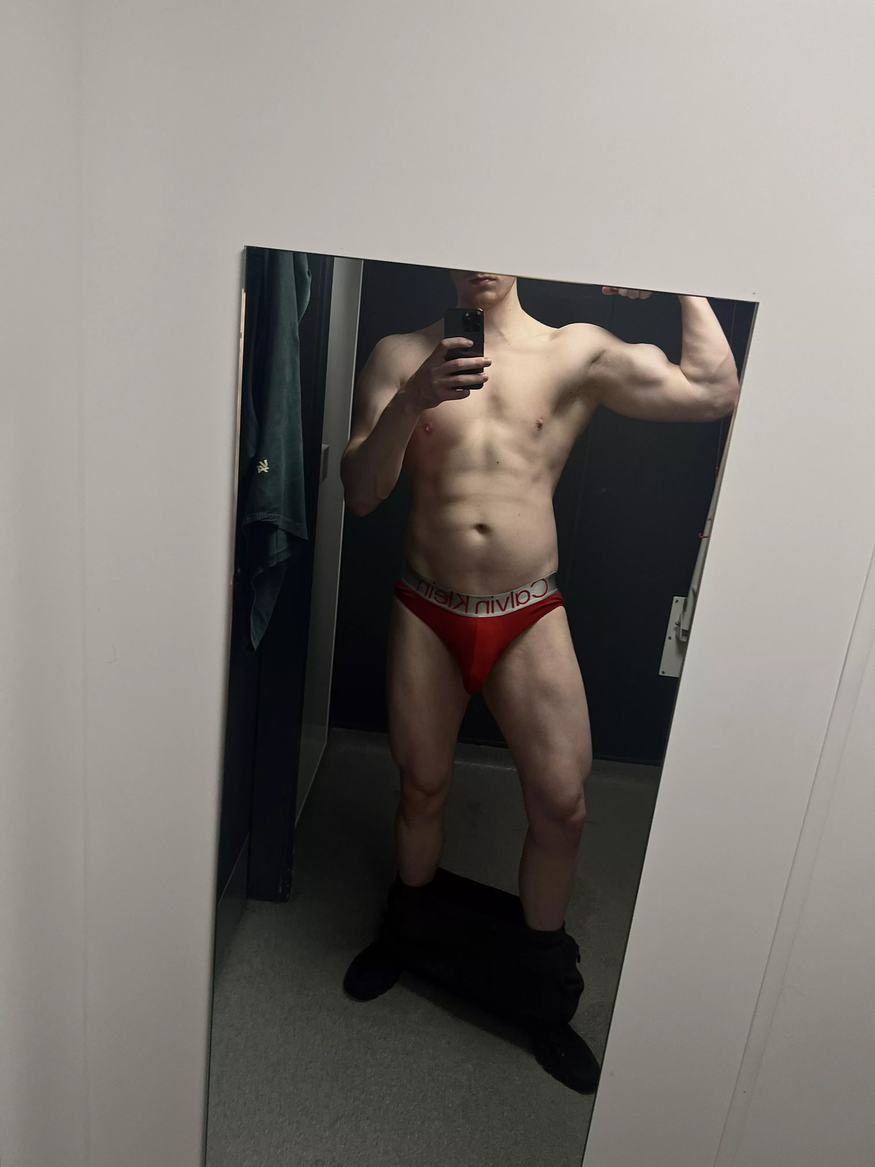 You getting on your knees for me?