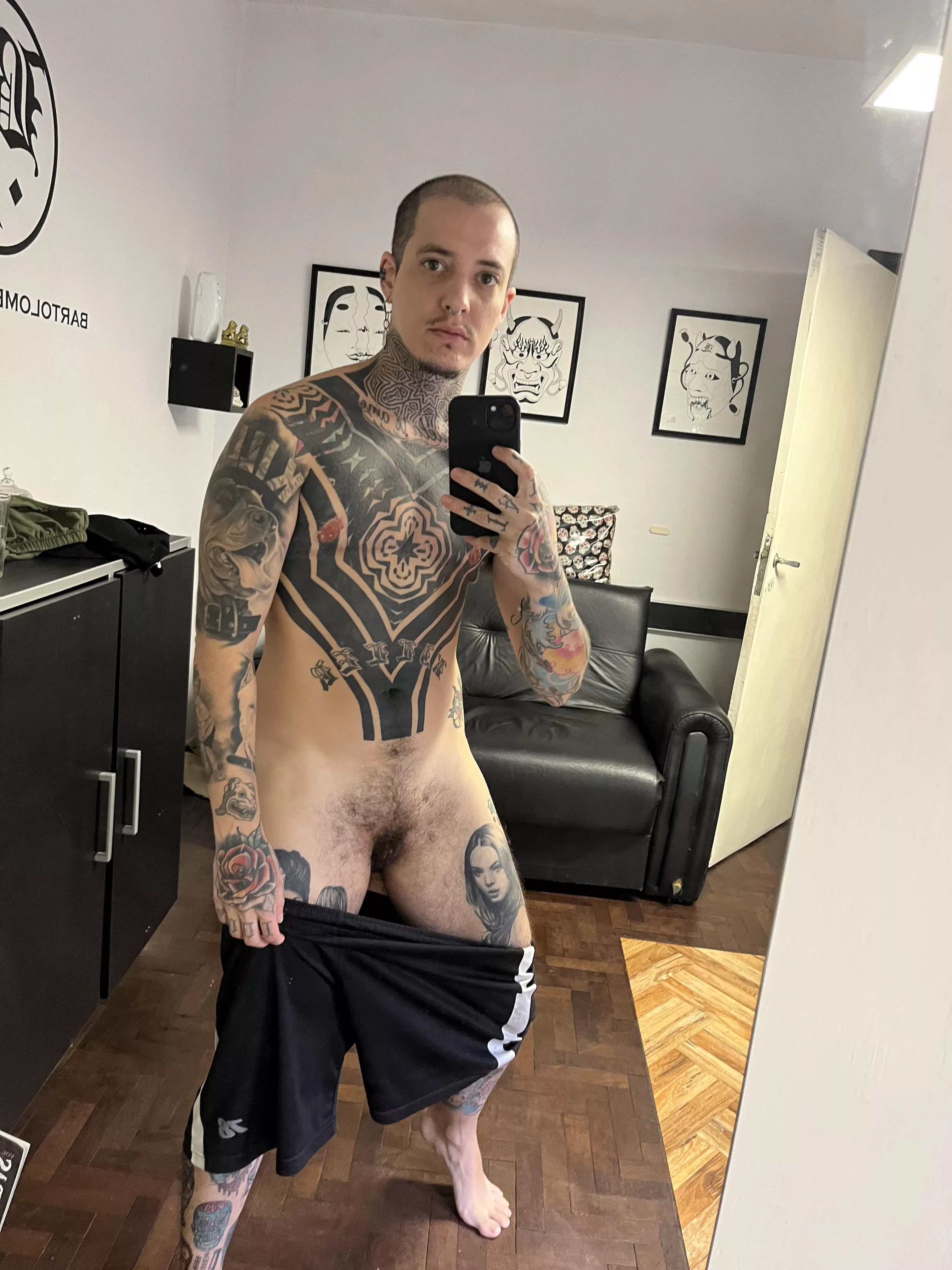 Arriving from the gym, someone who likes to clean me completely?