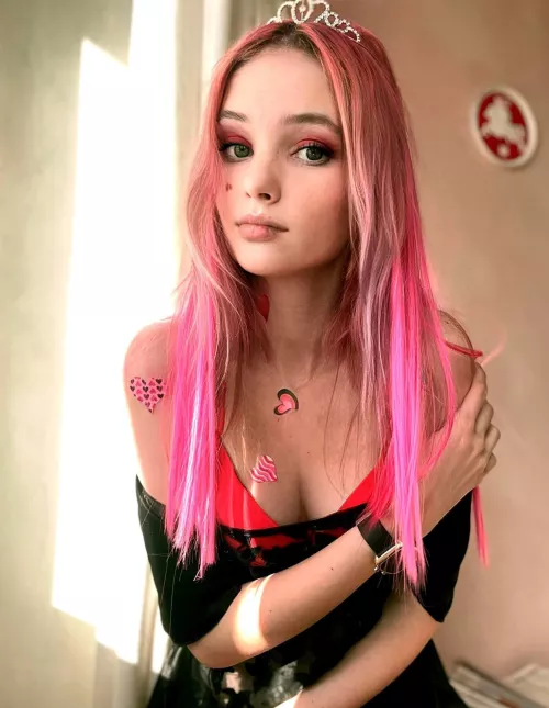 Can i be your internet girlfriend