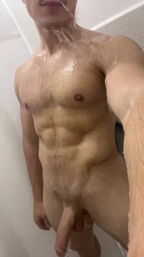 Deployment showers - 30m, 170 lb, 5’7”