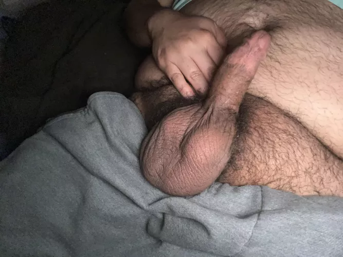 Dm if you want to jerk off with me