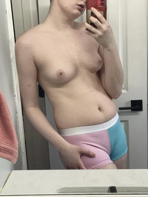 Do y’all like boycunt bulge here or…? 💕