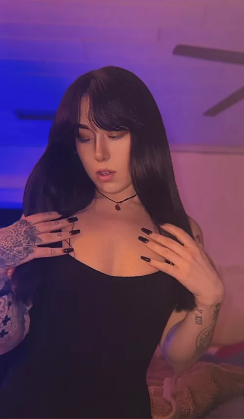 Do you fantasize about covering my slutty e-girl face in your hot cum?👄