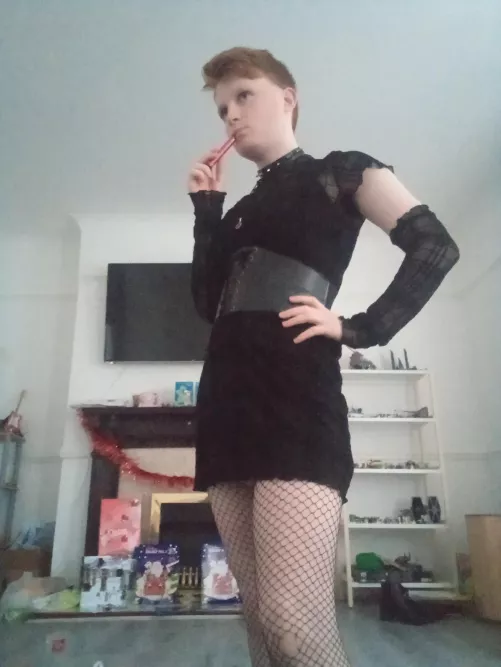 Emo femboys anyone???
