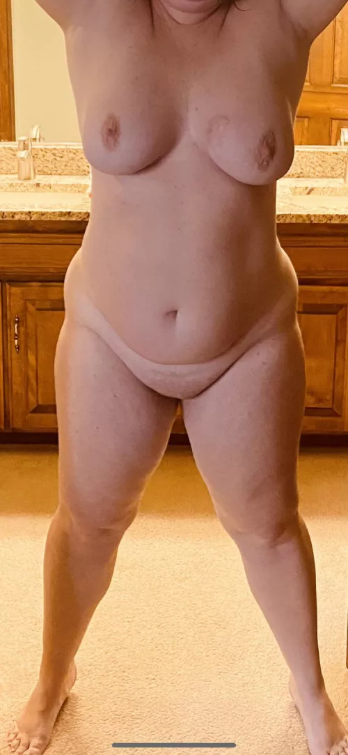 F 46, 212lbs, 5’7”. Trying to lose the extra on my hips and belly. Kind of brings me down at times.
