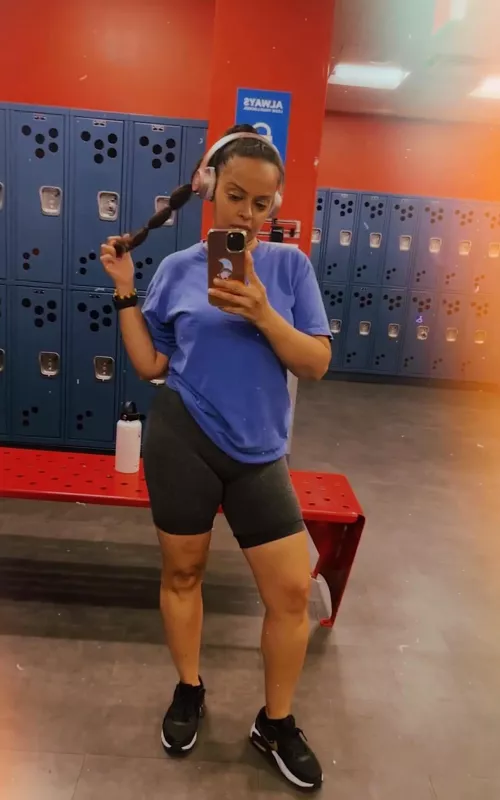 Feeling great after a killer leg day 💪🏽