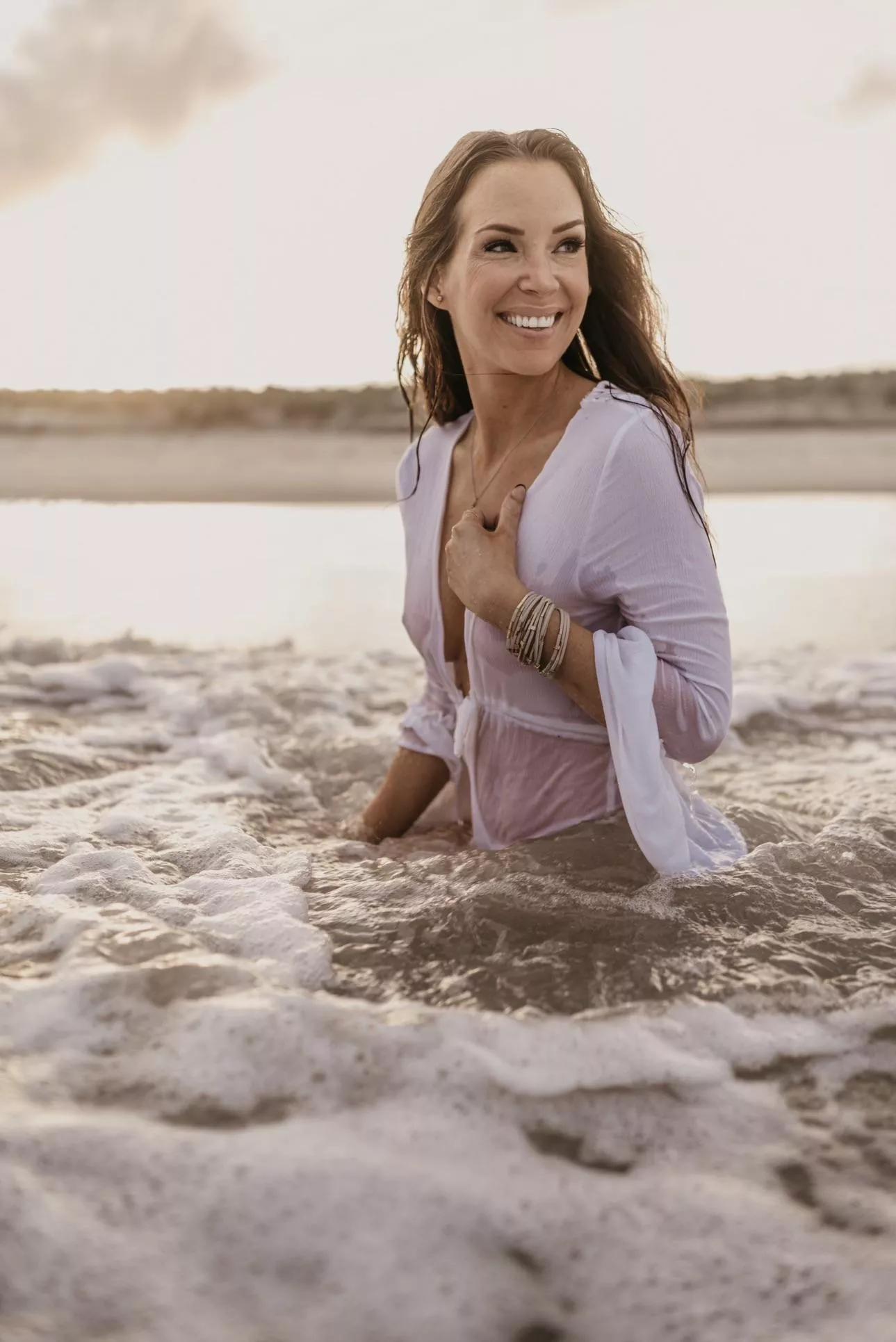 Rare photo of me smiling 🫶🏼 (31F)