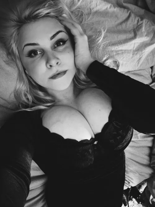 School teacher after hours IUTR