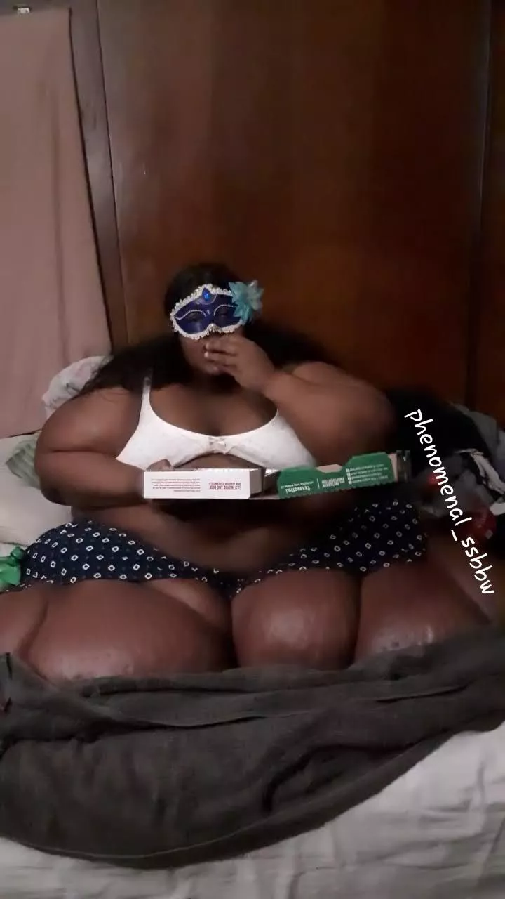 Stuff in my face is my favorite thing to do phenomenal_ssbbw