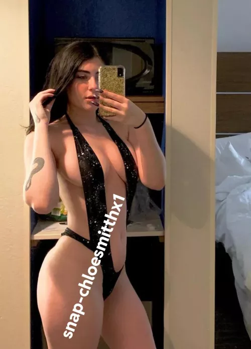 Upv0te if you like Goth stoners