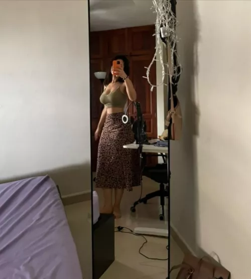 Want to come over and watch porn on my mirror