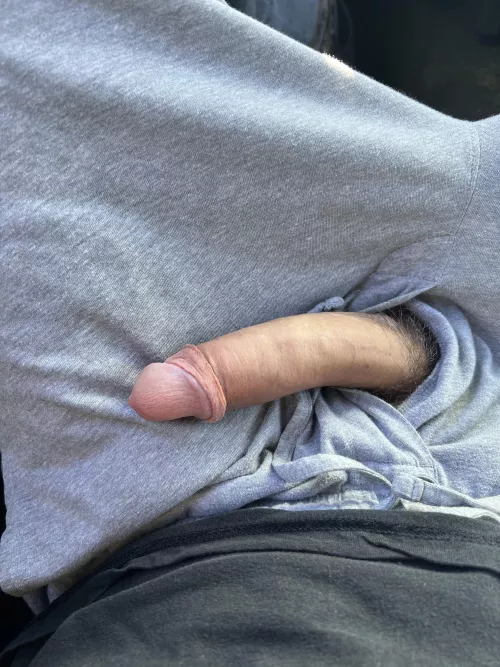 Who wants to handle is joystick?