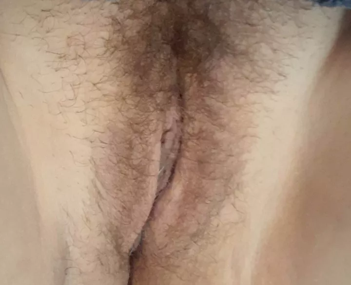 Would you do my hairy pussy? 😈