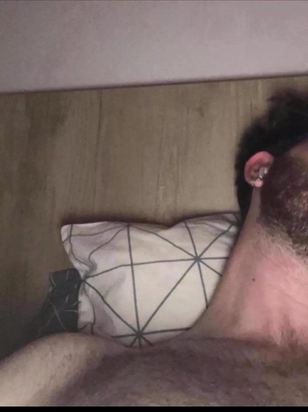 21 romanian stud (hairy+ hung+) hmu rares.sebastian (text me when adding)