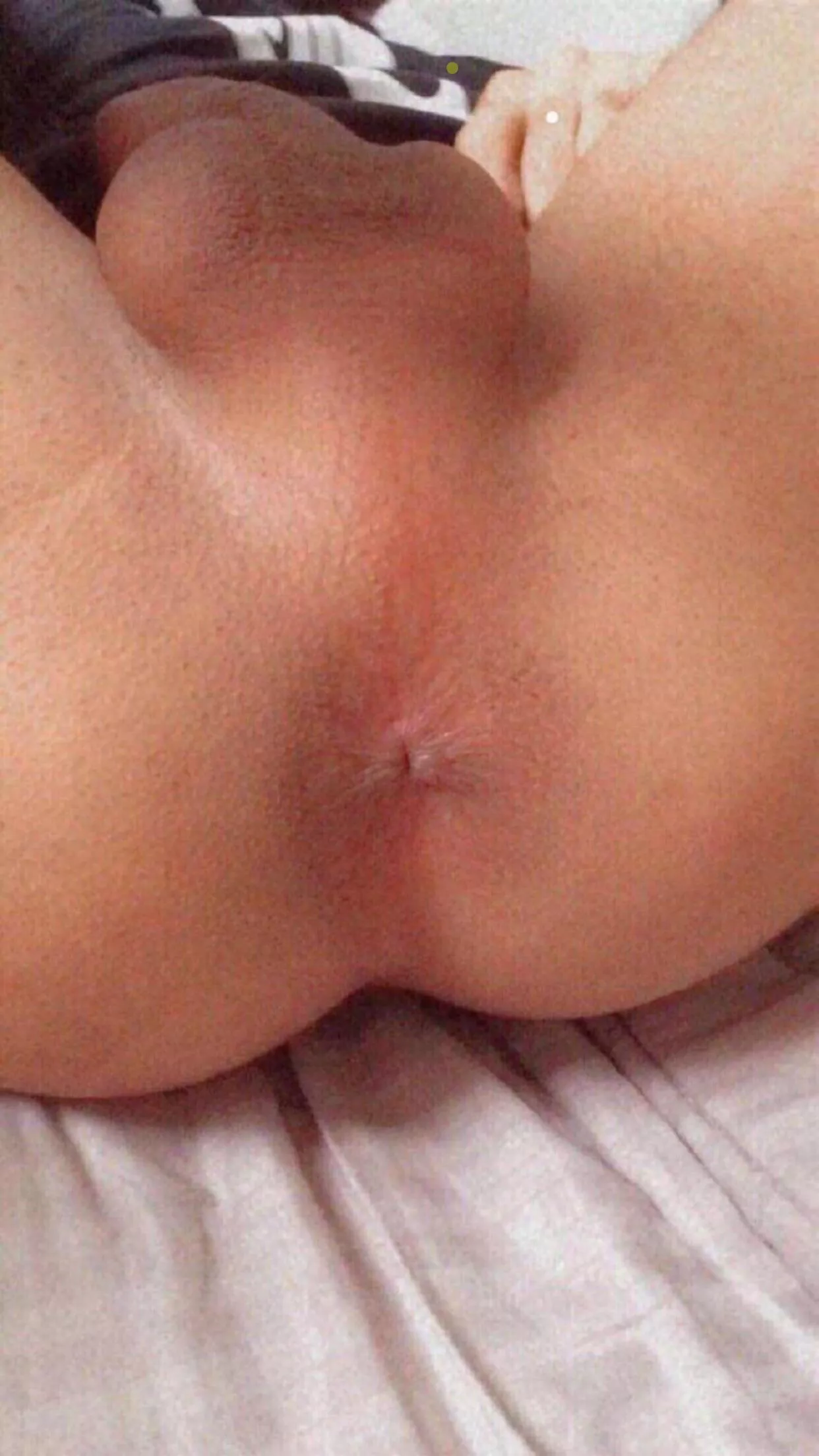 24- I need a friend willing to breed my arab pussy sometimes :) SC: johnkx933