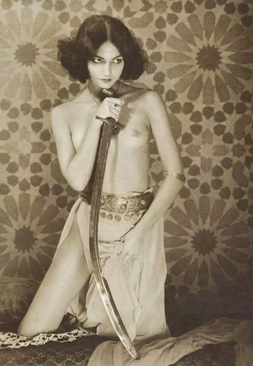 Another Ziegfeld Girl for your viewing pleasure