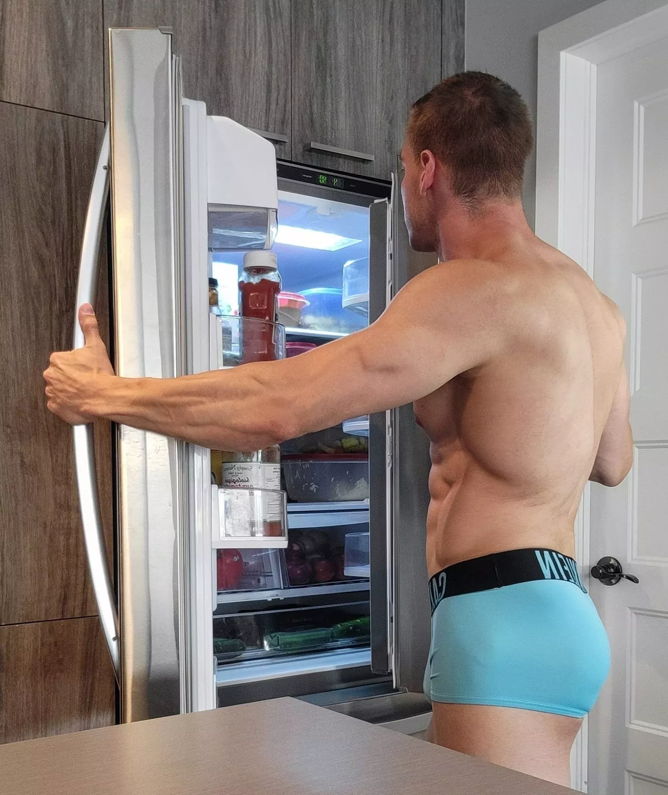 Any craving 😏🍑..?