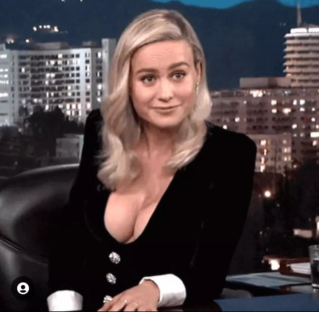 Brie Larson 😌