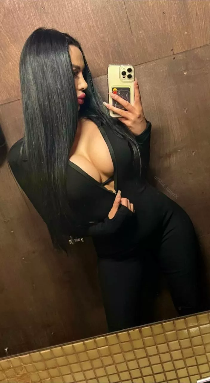 Dressed to impress 🥰