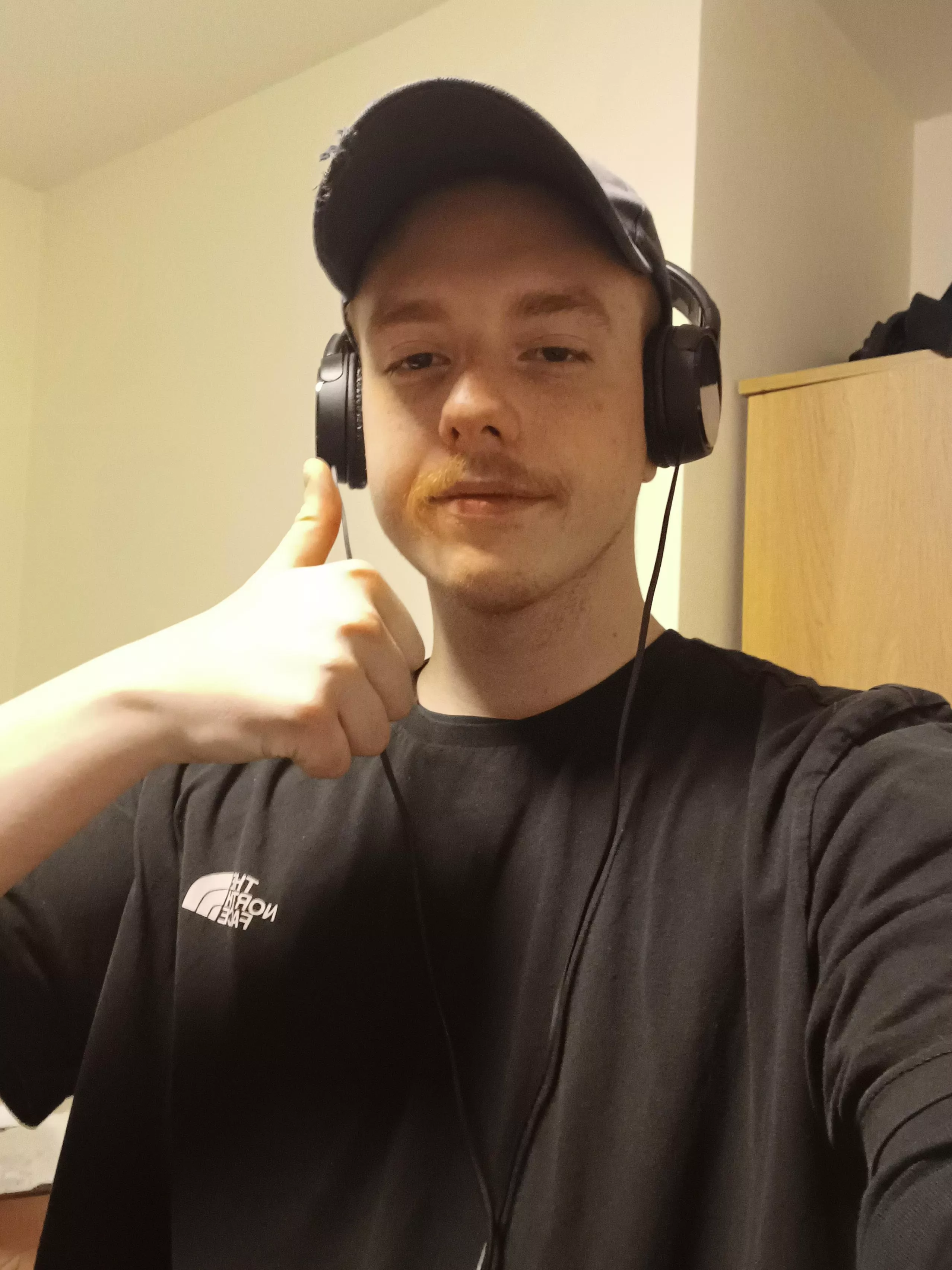 Gay bro saying hello. Recently got into a young people's shelter so we're celebrating