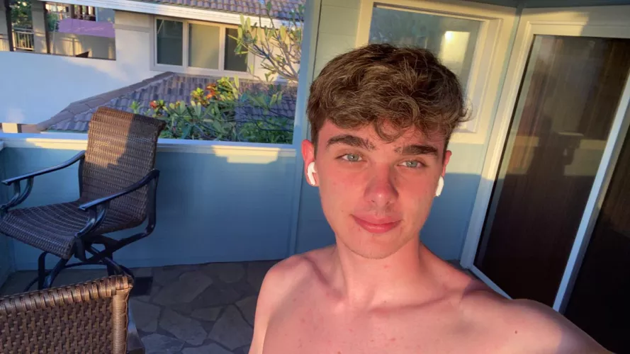 Getting sunburnt 🥲