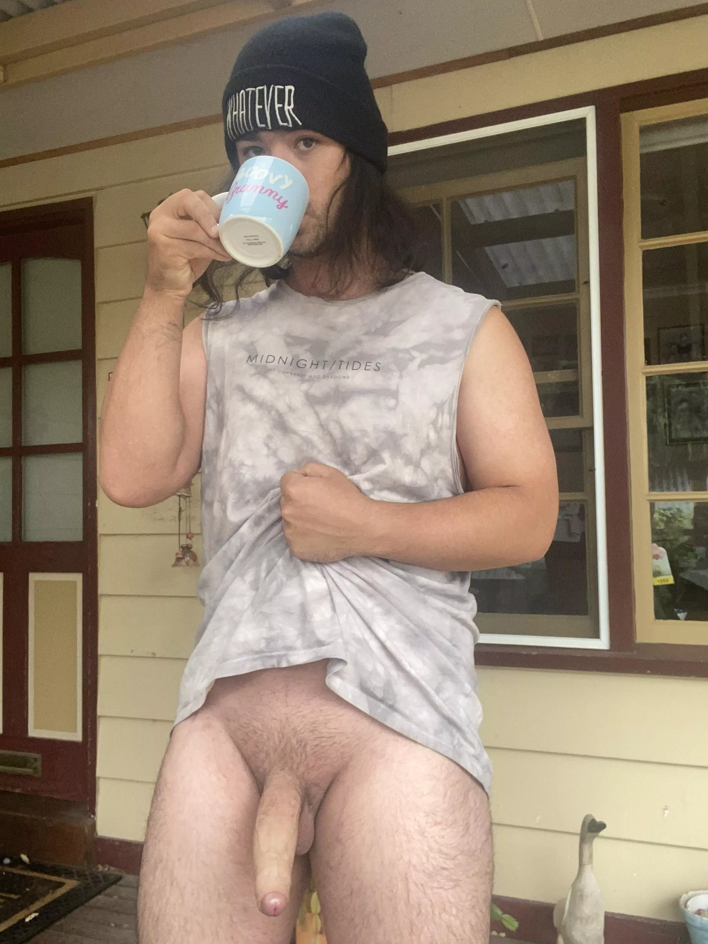 Hello Neighbours 😅