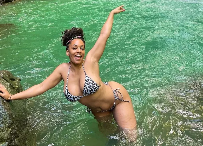 If u have it, flaunt it