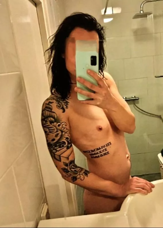 Just a 39yr mom. Hi there!