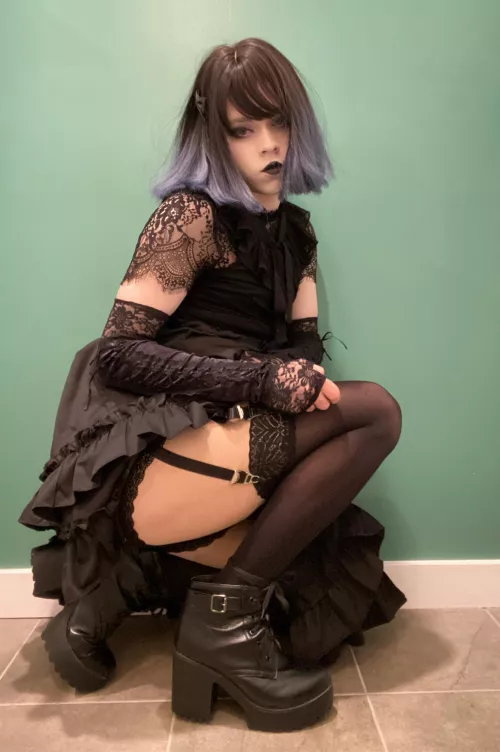 Just a cute boy trying his best to look cute🖤🖤