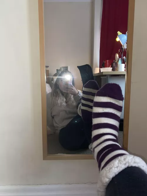 Lol I have pretty much the same socks as the profile picture, these are my cold day socks and I love them 🫶🏼