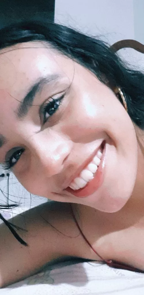 Looking for a man who can keep up with my wild Latina ways 🐾