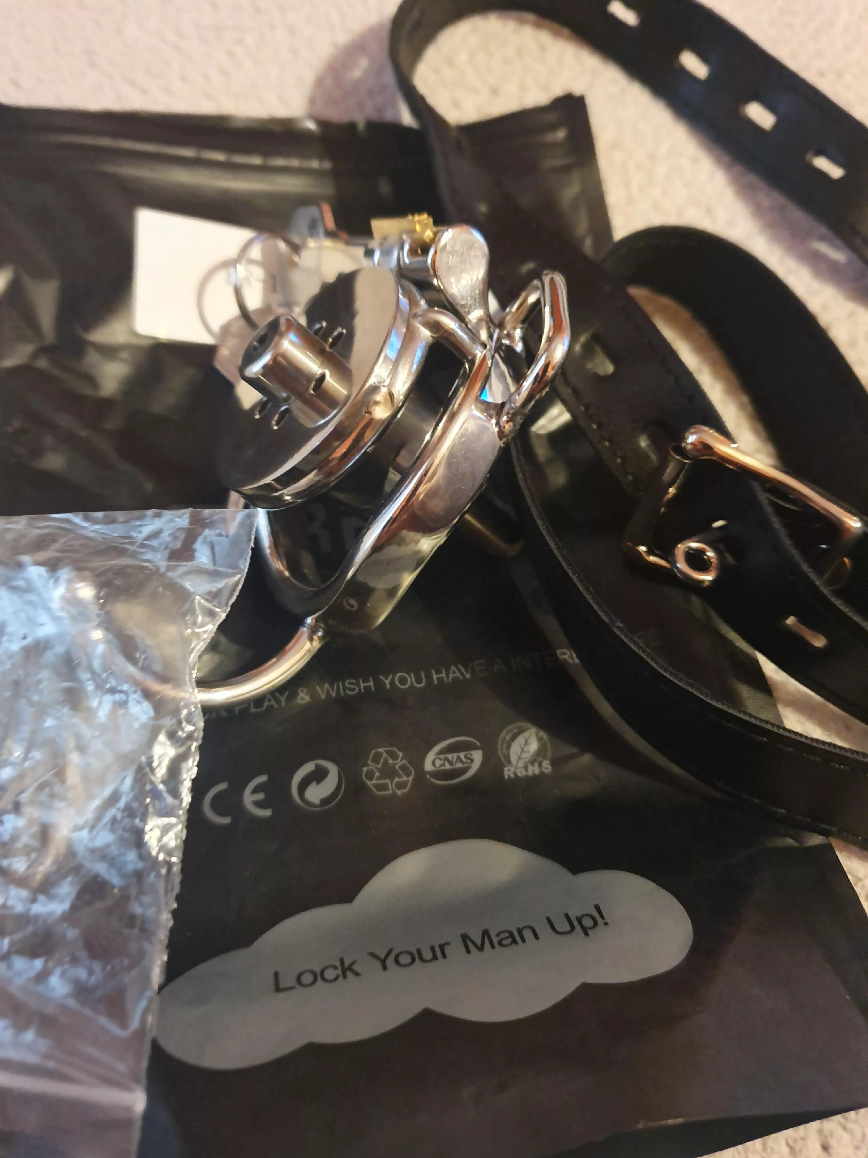 New cage has arrived. 🤭😯💝