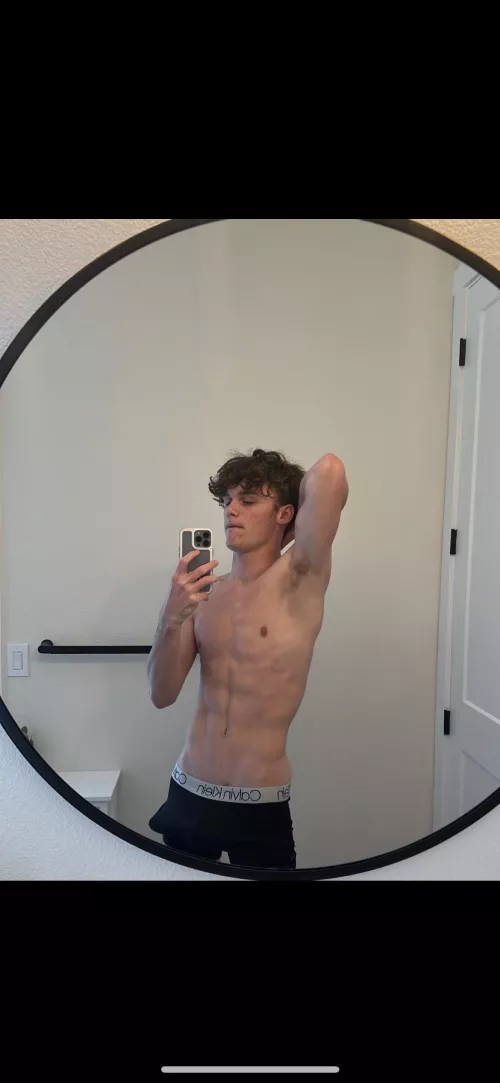 only bottoms can upvote ;)