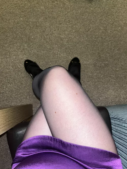 Wanna come see what's underneath?! 😉🥵