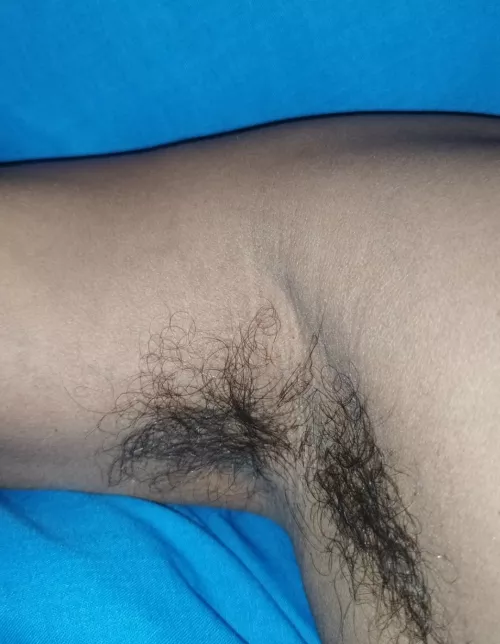 Wish someone can smell these pits after my gym day