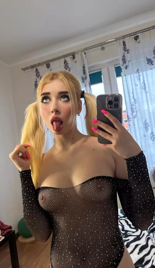 You have found the needest of sluts