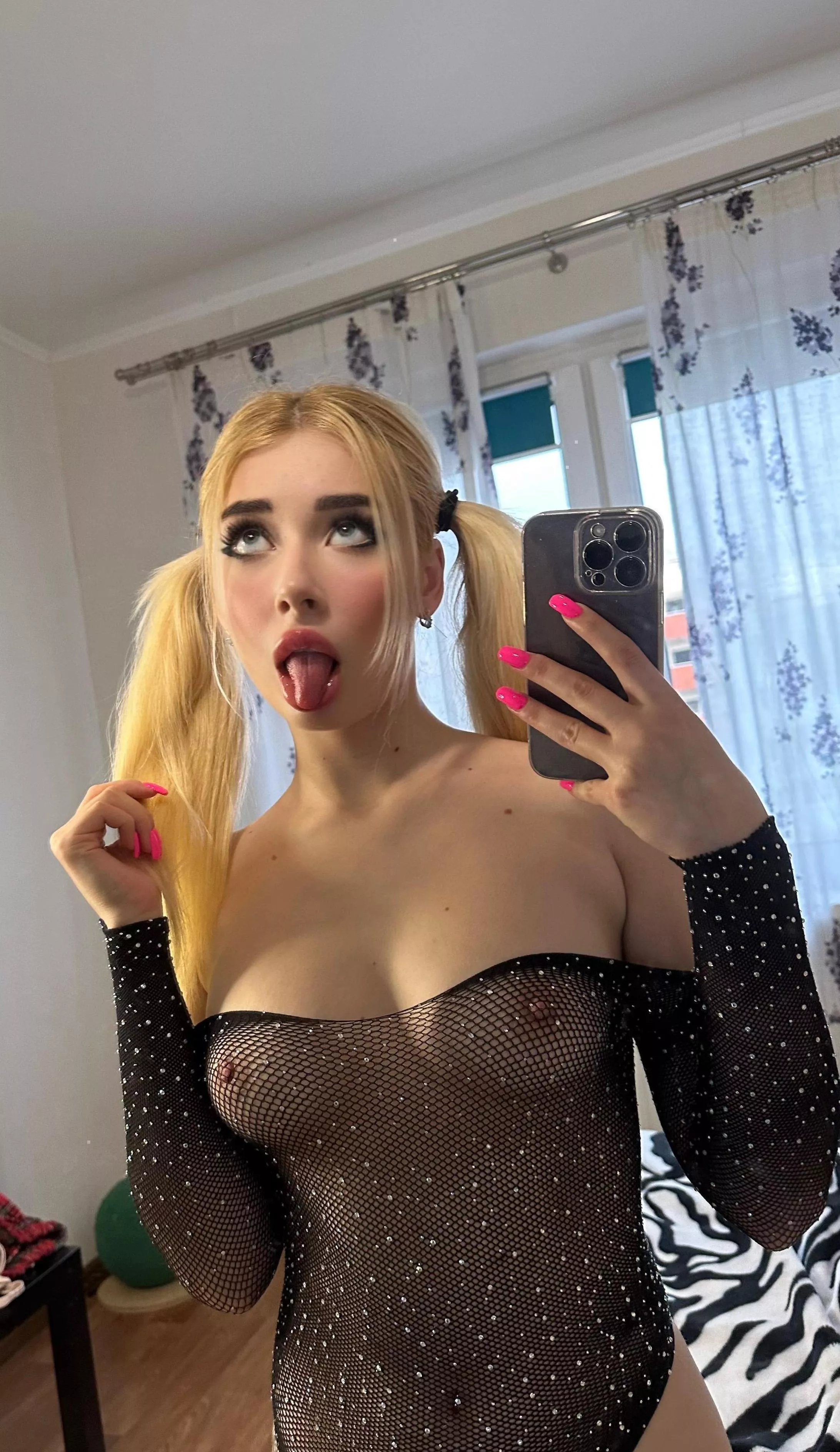 You have found the needest of sluts