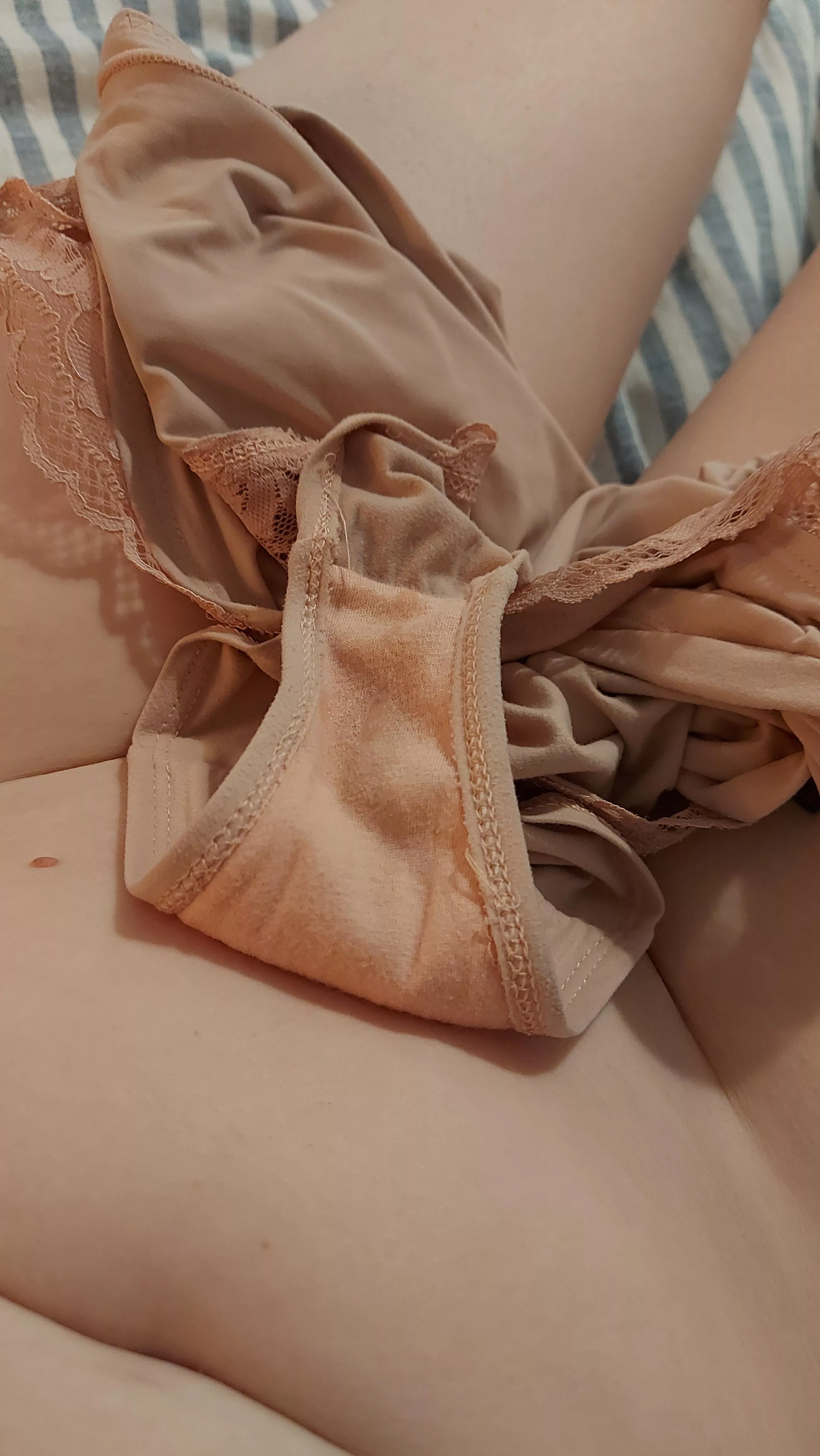 Another day, another wet pair of panties 🤷‍♀️