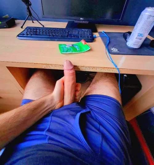 Anyone dares to challange me for GF pics?