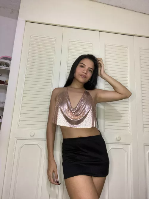 Creampie my petite body [IMG]