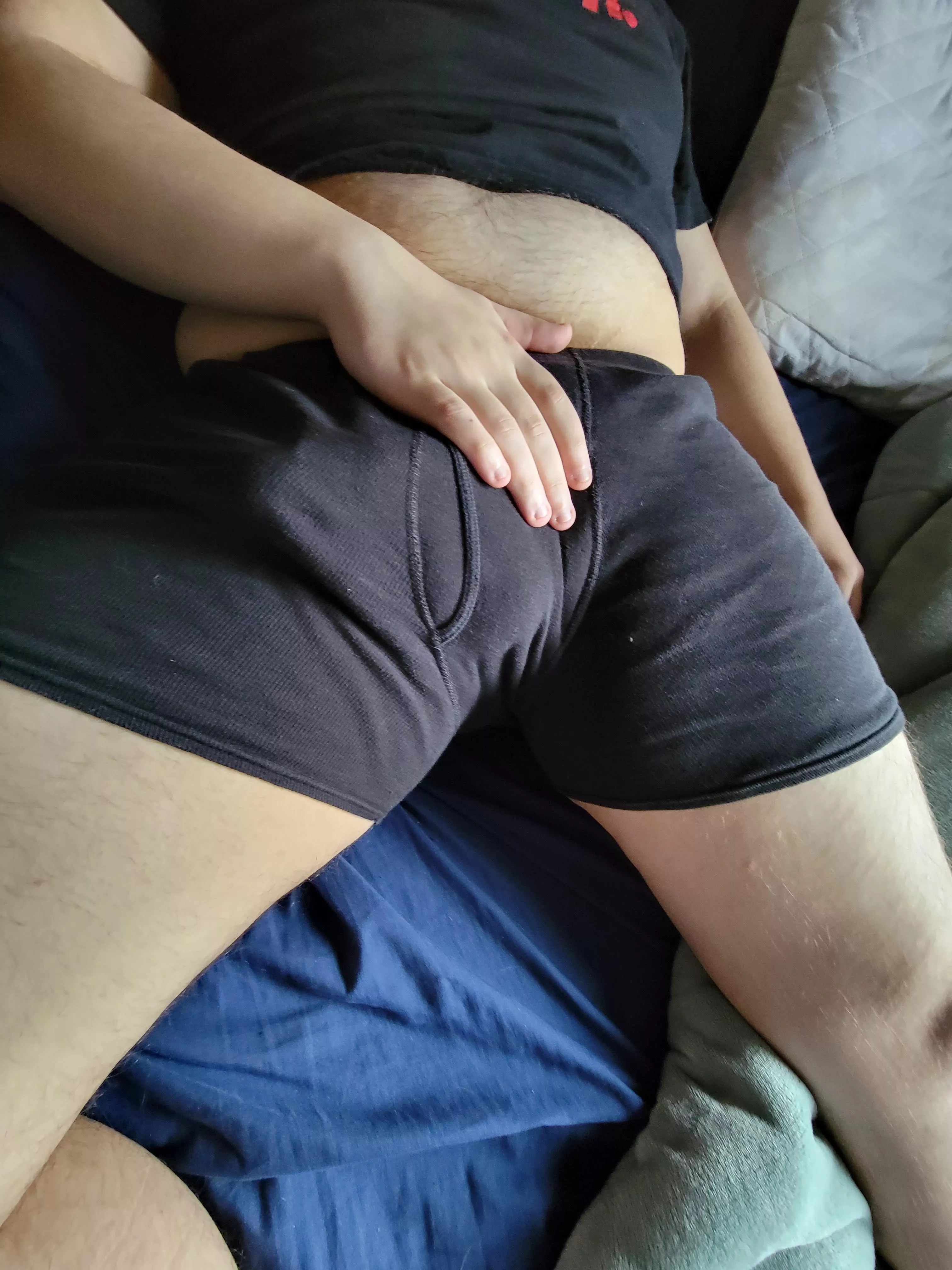 Horny again come help me out😋