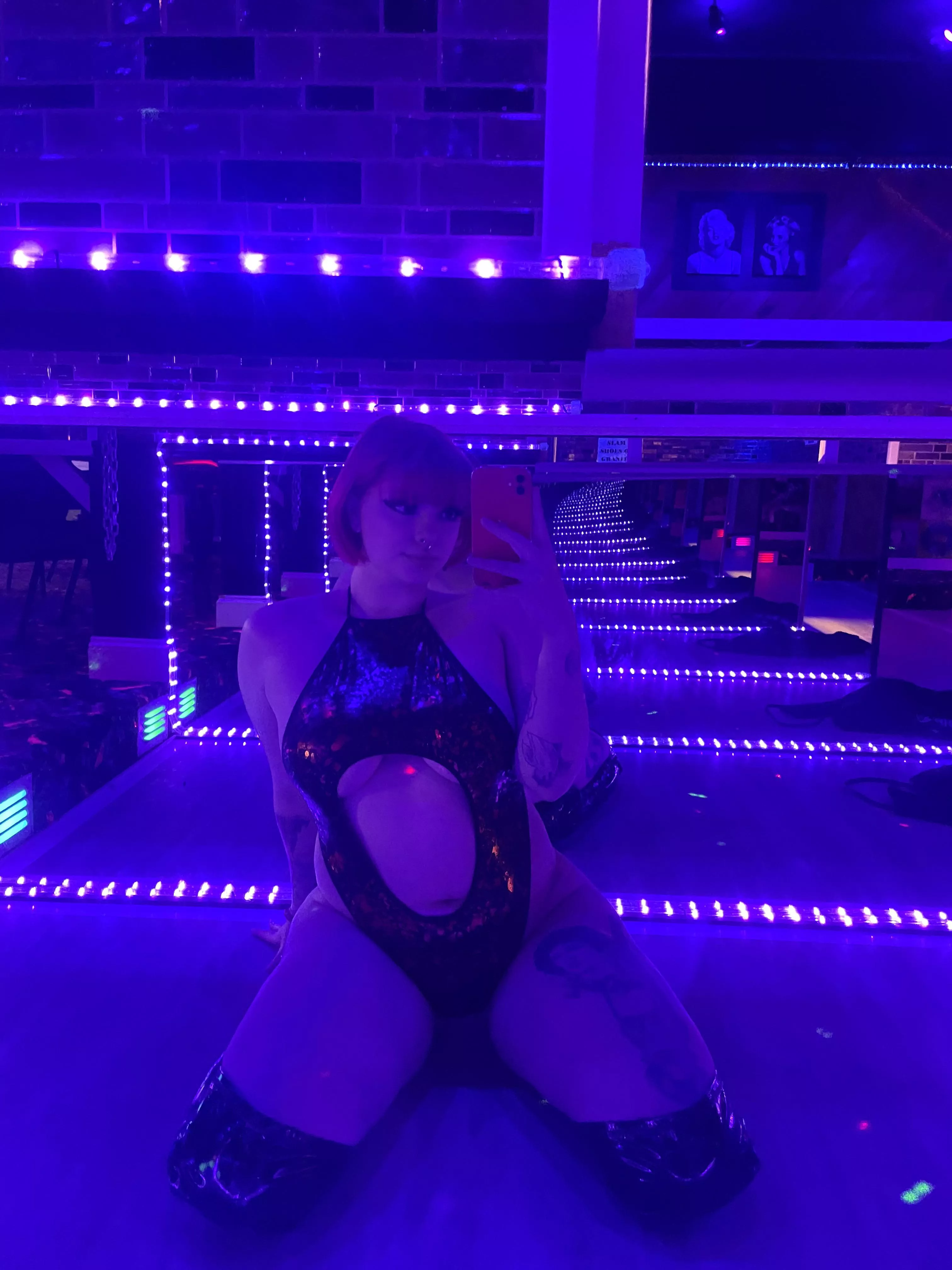 I just want a pretty girl to go crazy on me