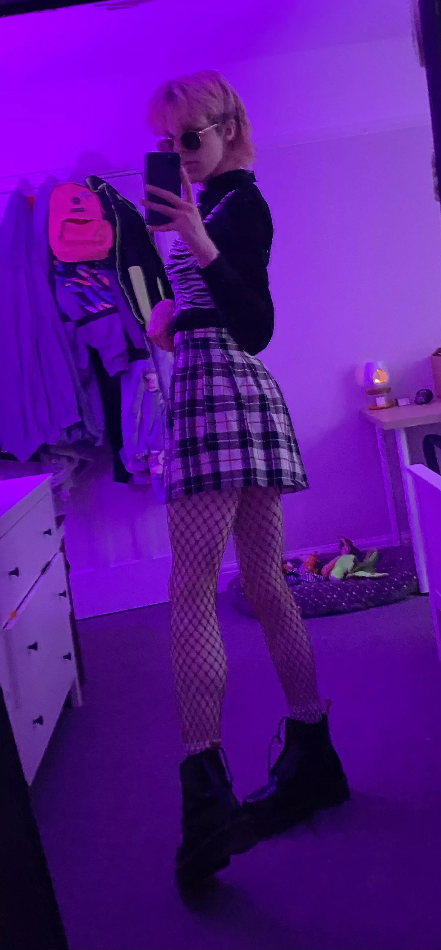 i like purple lights (:<